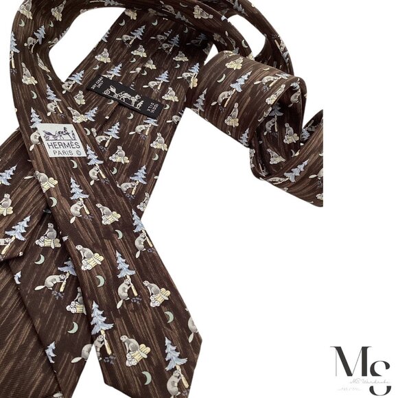 HERMES PARIS 7717 OA Brown Beavers At Night Print Silk Tie France W: 3.75" E.C - Picture 6 of 7